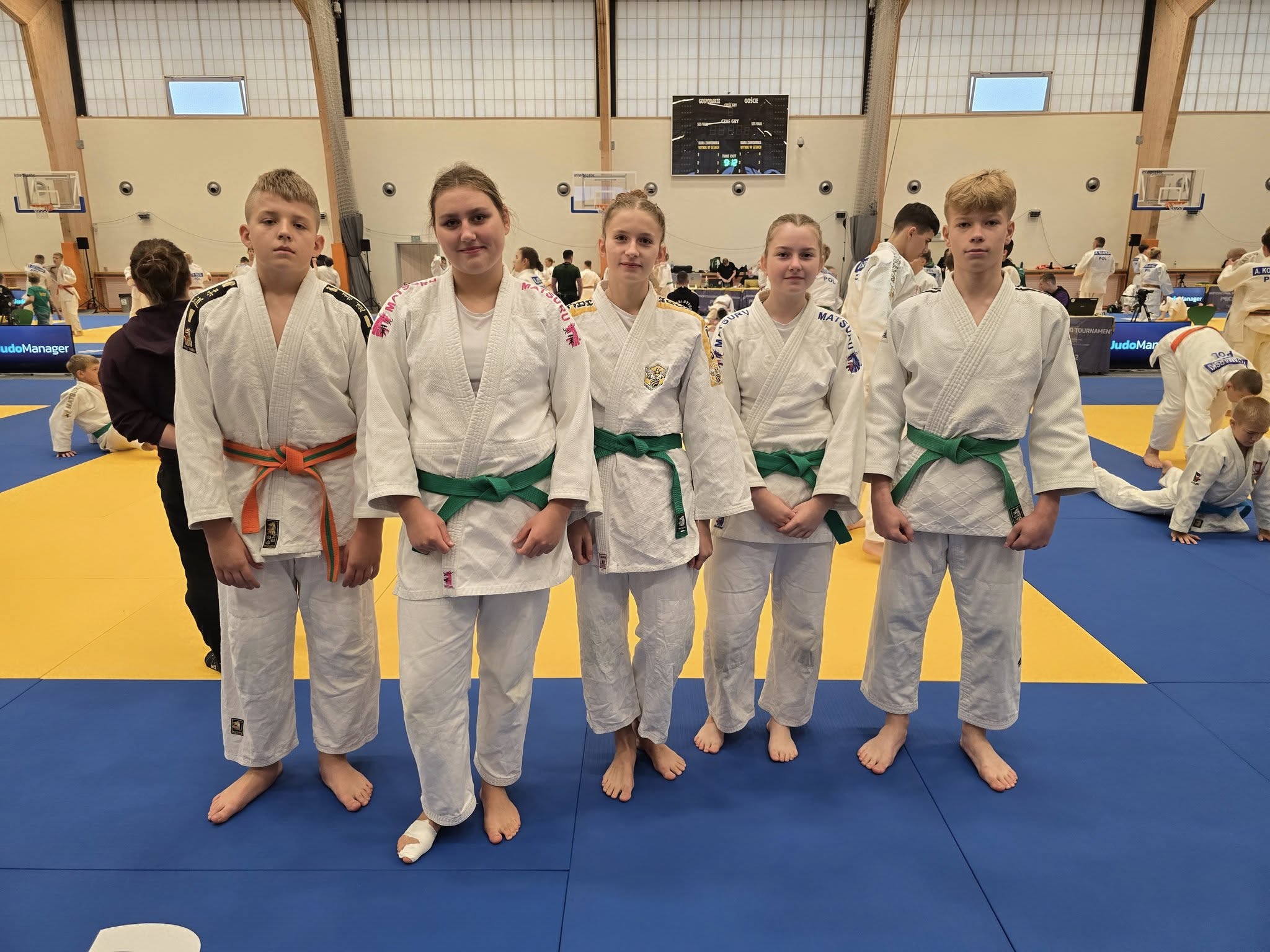 services-01 560281824 1408440037571322 2243161903724361911 N